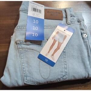 Calvin Klein Jeans Women's 5 Pockets Shorts, Light Blue, Size 10 C9 AL
